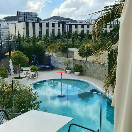Limoni Luxury Apartment *